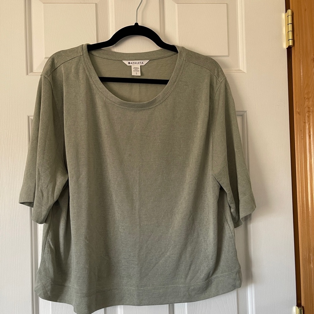 Athleta Breezy Serene Tee Large